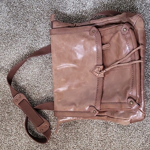 The Sak Ventura Dark Leather Convertible Crossbody Backpack Bag - Picture 2 of 6